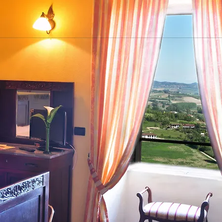 La Foresteria Del Castello - Wellness In Dimora Storica CastellʼAlfero