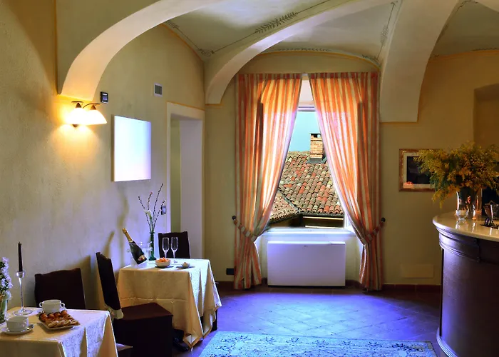 Hotel La Foresteria Del Castello - Wellness In Dimora Storica 4*