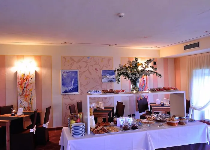 Hotel La Foresteria Del Castello - Wellness In Dimora Storica 4*